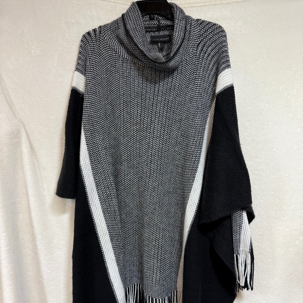 Lane Bryant Black White Fringe Knit Soft Poncho Shawl One Size Overpiece NEW